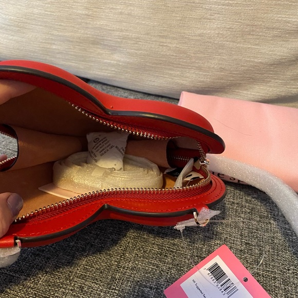 Kate Spade 3D Heart Shape Crossbody - Picture 6 of 12